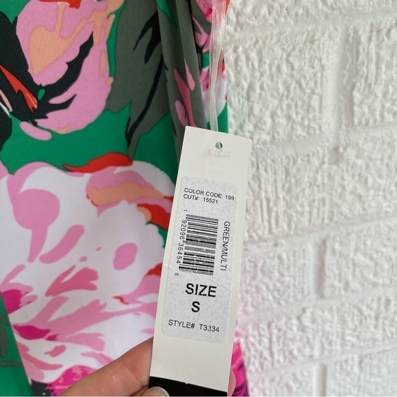 NEW Tiana B Floral Hi Low Hem Flowy Dress Small NWT - Picture 4 of 7